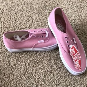 New Women’s Vans shoes size 7